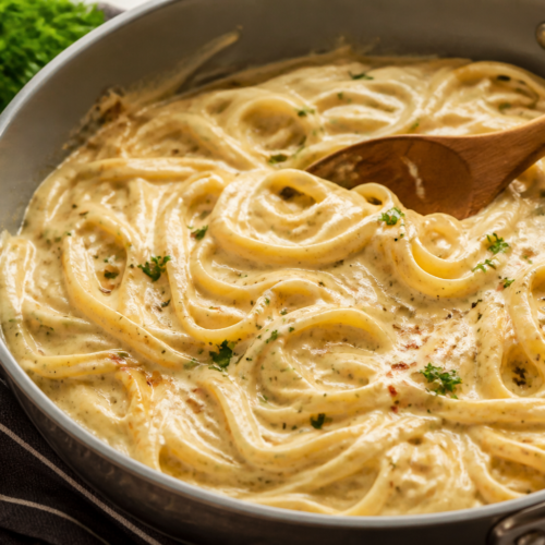 One Pot Creamy Garlic Pasta